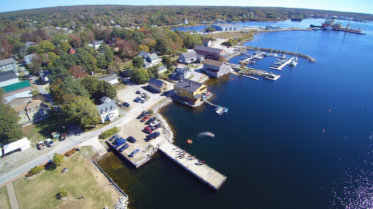 Inner Harbor Inn Shelburne Exteriör bild